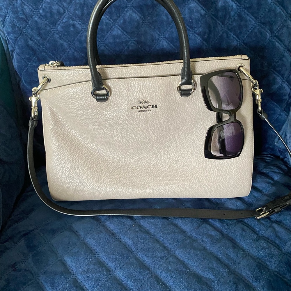 Coach Large Crossbody Like NEW!